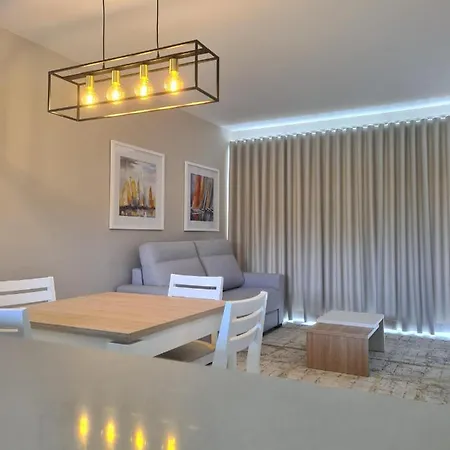 Lightoasis Oasis Mar 3 *