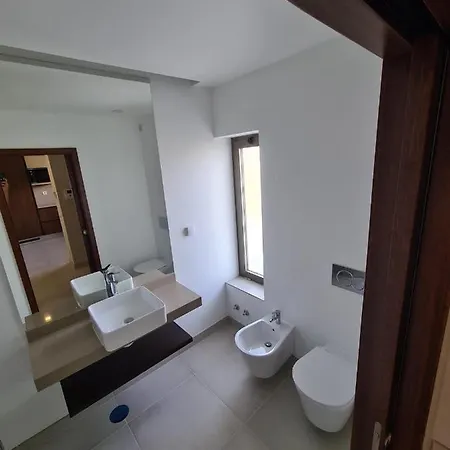 Lightoasis Oasis Mar 3 Апартаменты *