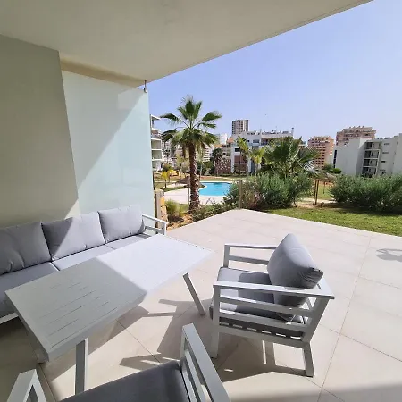 Lightoasis Oasis Mar 3 Apartmán *